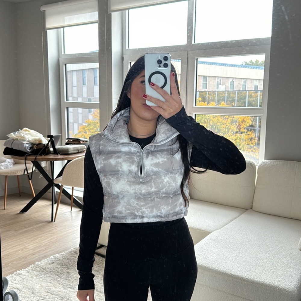 - Zara puffer